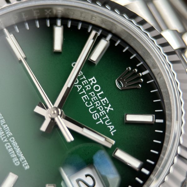 Datejust 41 126334 Stainless Steel Green Ombre Dial Jubilee (2026)