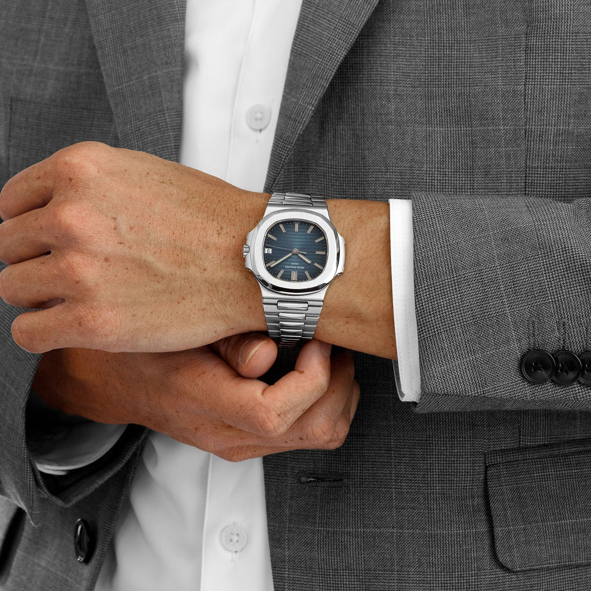 Patek Philippe Nautilus 5711/1A-010 Stainless Steel Blue Dial