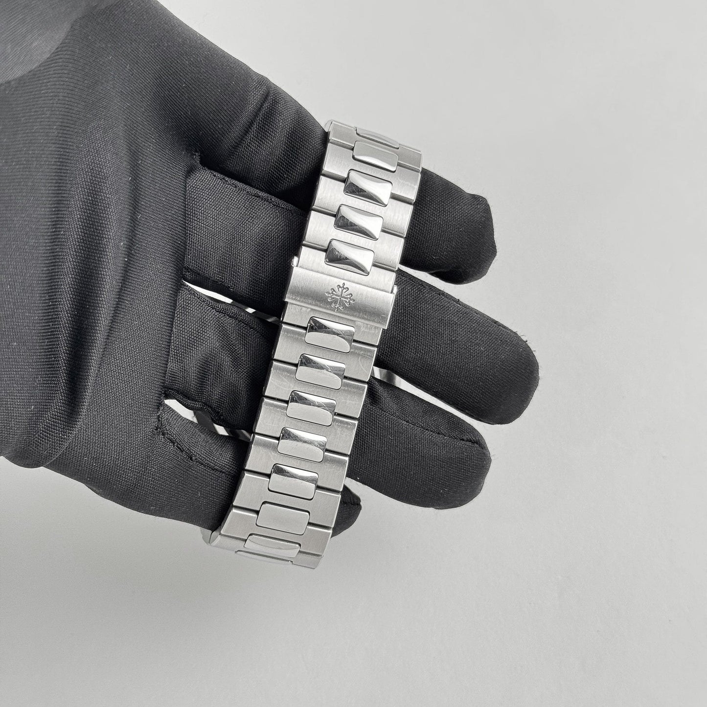 Patek Philippe Nautilus 5711/1A-010 Stainless Steel Blue Dial
