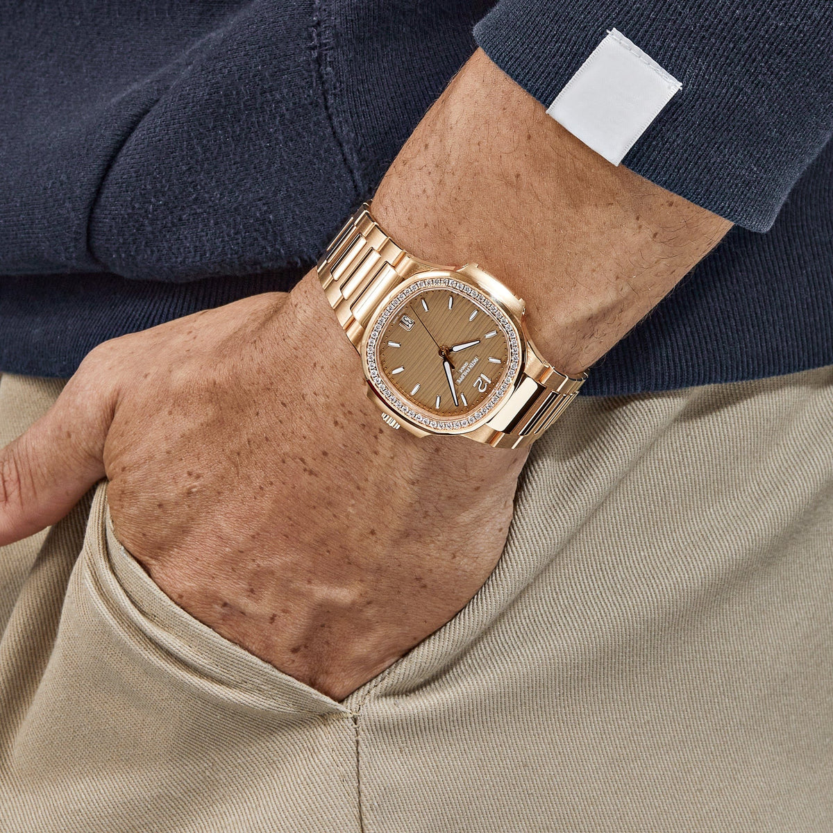 Nautilus Ladies 35mm 7118/1200R-010 Rose Gold Golden Dial Diamond Bezel